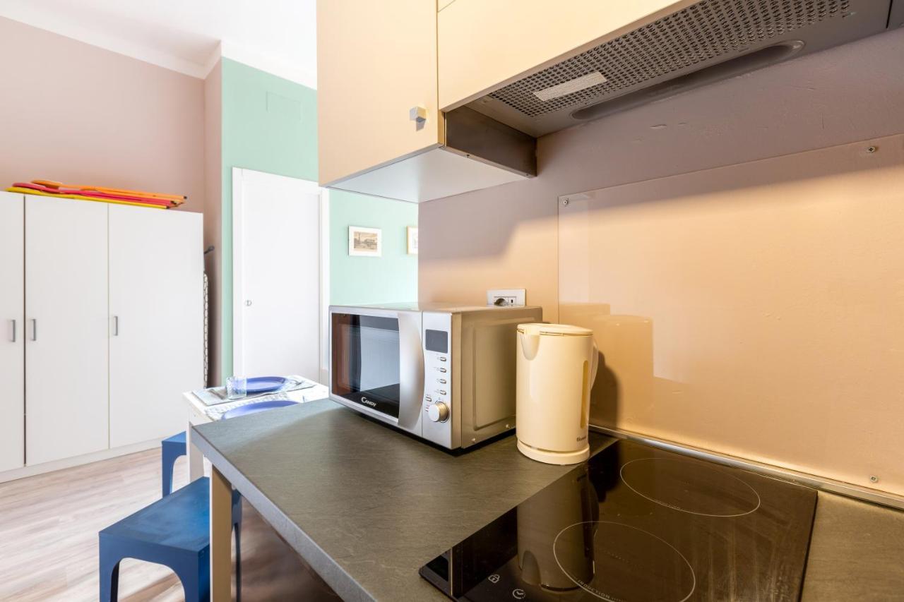 Garibaldi District Cosy Studio Apartment Милано Екстериор снимка